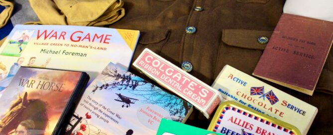 WW1 A soldier's life loan box